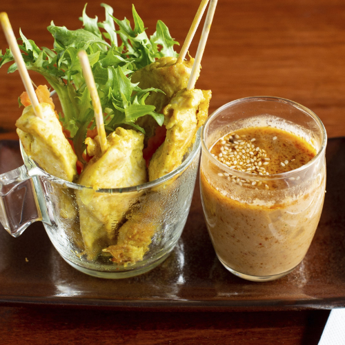 Satay Chicken & Peanut Sauce (4 Pcs)